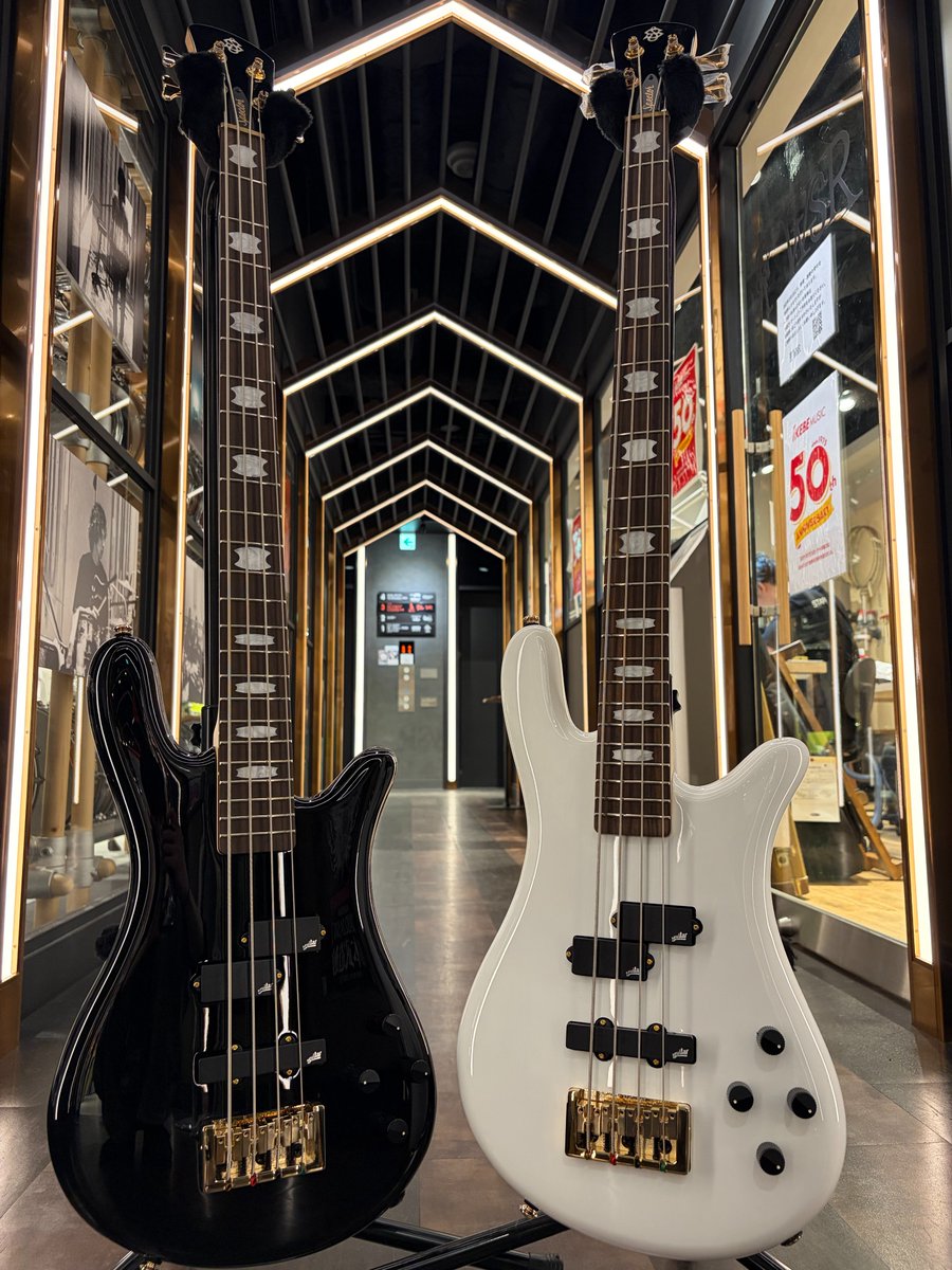grandeybass_tyo's tweet photo. 【商品情報】
#SPECTOR
NS ICON Bolt-on 4

Spectorの伝統とコストパフォーマンスを両立したモデルです！
ピックアップとプリアンプにAguilarを採用し、どっしりした低音とクリアな高音が魅力的です💪
わずかな塗装不良による特別価格でお買い得です🔥

🔻商品詳細はコチラ🔻
https://t.co/9AhdG5HMCw https://t.co/EZKTRXLBRU