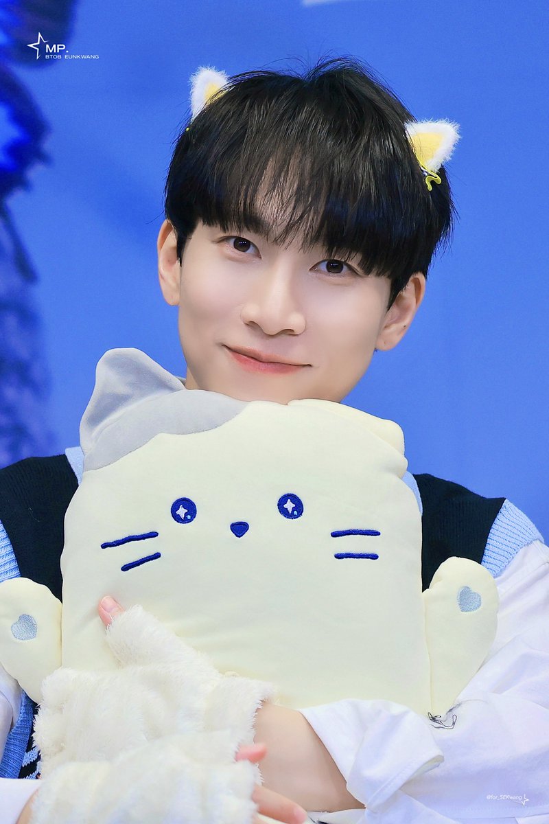 for_SEKwang's tweet photo. 260329 대면팬싸 #UNFOLD 

#BTOB #비투비 #서은광 #ウングァン
#SEOEUNKWANG @BTOB_SEKwang https://t.co/a181Qf2lsR