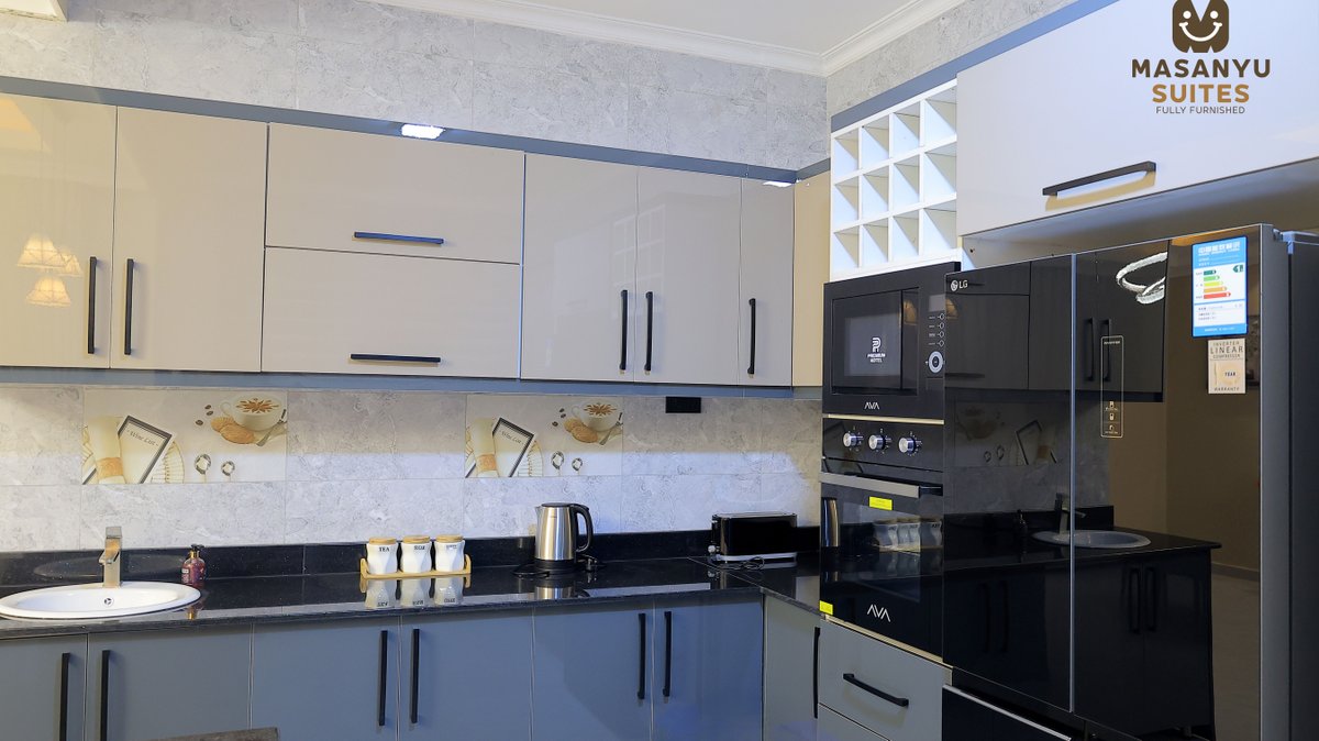 MasanyuSuites's tweet photo. Enjoy studio, 1 &amp; 2-bedroom suites with modern kitchens, Smart TVs, free WiFi, and parking. Rooftop lounge, gym, sauna &amp; steam room. Just 29 mins from Entebbe Airport. Perfect for short or long stays. Call +256762488560 or email connect@masanyusuites.com to make a reservation