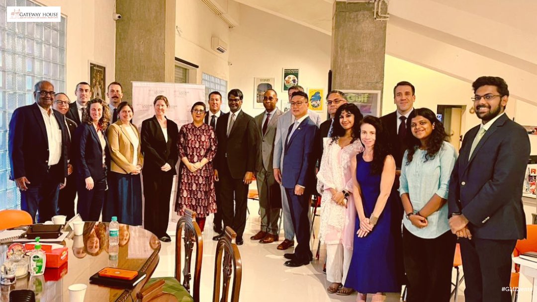 GatewayHouseIND's tweet photo. On April 20, 2026, Gateway House, in collaboration with the #USConsulateGeneral in Mumbai, hosted delegation of Senior Fellows from the #NationalWarCollege, Washington D.C. for an exclusive informal roundtable on India’s Geopolitical Outlook.
The discussion offered a platform to explore segments of #economicsecurity and #diversesupplychains, with conversations centred around President Trump’s anticipated visit to #China and its implications for India, alongside U.S. perspectives on India’s commitments to the #IndoPacificframework.
The roundtable made a meaningful contribution to a broader understanding of evolving regional and global security dynamics, while reinforcing the foundations of a stronger India-U.S. bilateral relationship.