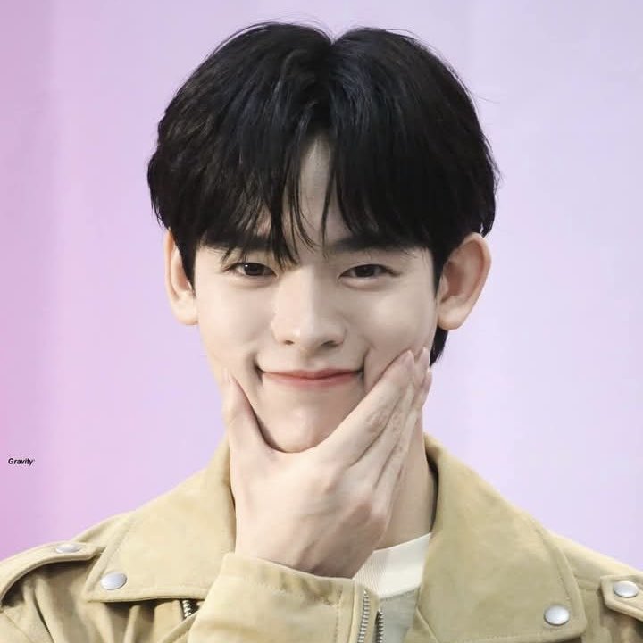 Ellie ♡ tweet media