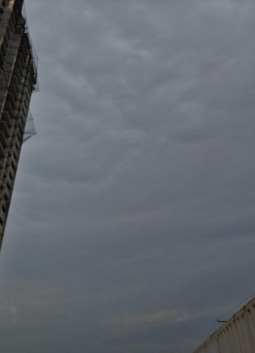 Hyderabadrains's tweet image. #21APRIL 3:20PM⚠️

Thunderstorms have Started in #Telangana 

South Telangana gets Activated 💥,Parts of (Vikarabad, Rangareddy, Mahabubnagar, Nalgonda, Nagar Kurnool, Narayanpet) will see Scattered Intense Thunderstorms.

#Hyderabad will experience cloudy skies due to nearby