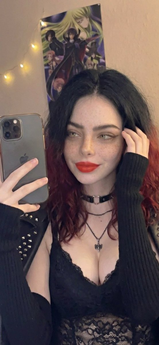 MorxEk2's tweet photo. you shouldn’t text me 🖤 https://t.co/38kY4iVH10