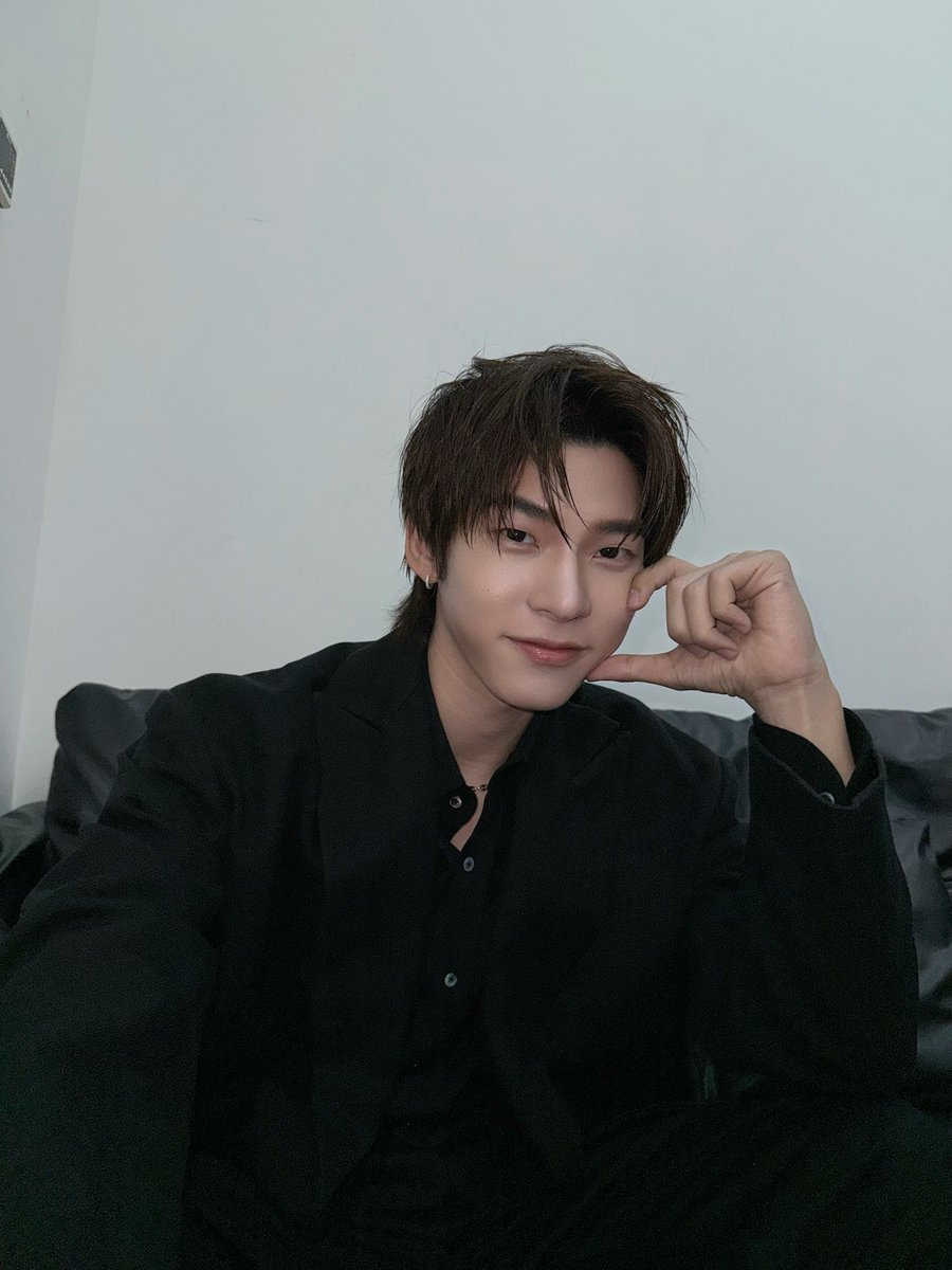 Rinda_hairr tweet media