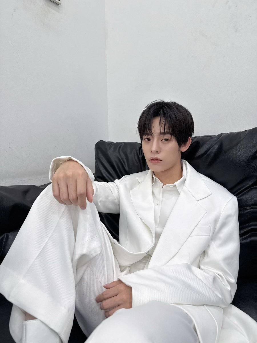 Rinda_hairr tweet media