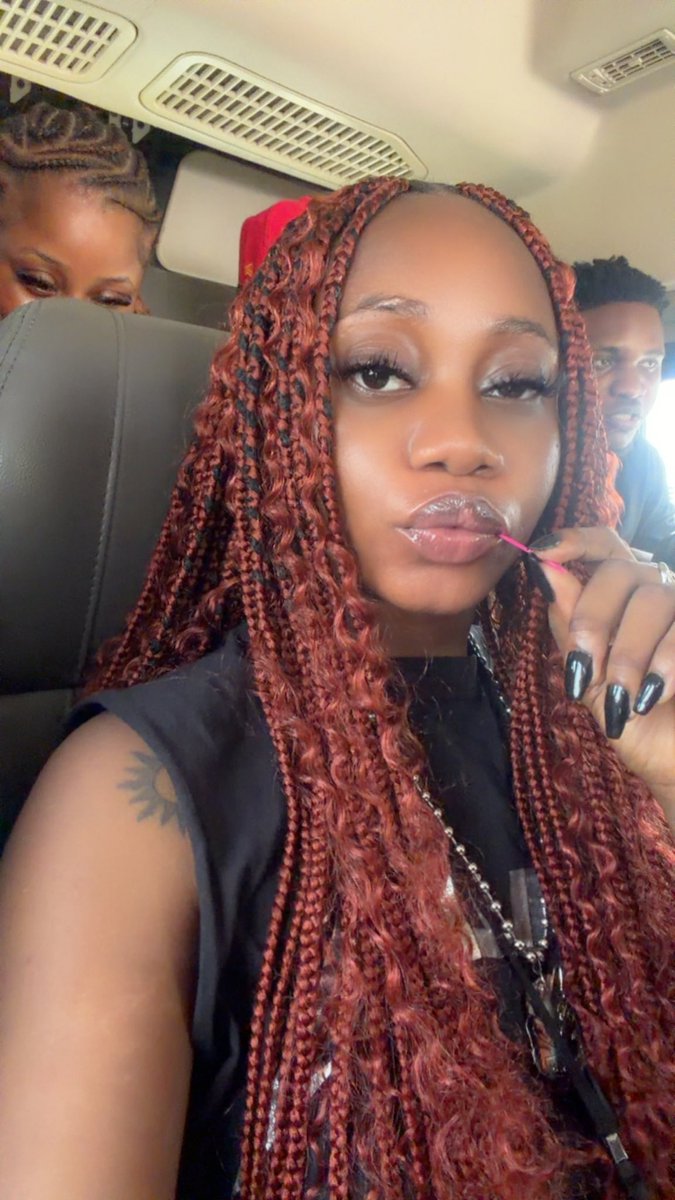 DeeDee🌟 tweet media