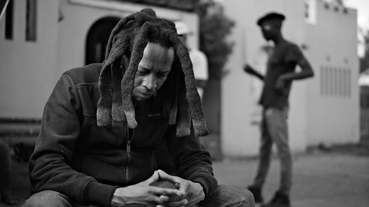 VisualsByWild's tweet photo. From the album "Paradise In The Hood"
Shot by @WildChild_OG 
#SITW https://t.co/wkH38vai6h