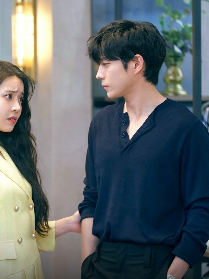 이제 드라마에 빠져서 위로받을때네🥺
아직도 안믿겨지는중..현실부정

#김영대 #KimYoungdae #キムヨンデ