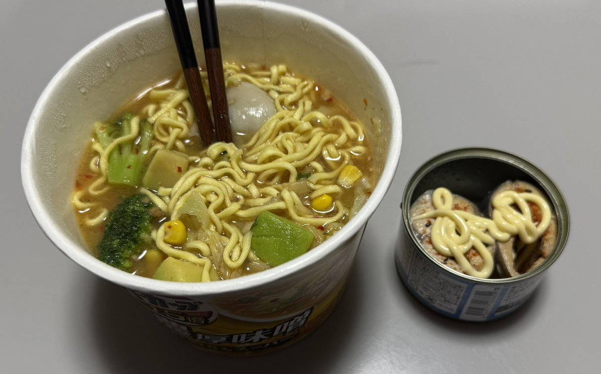 だらーず tweet media