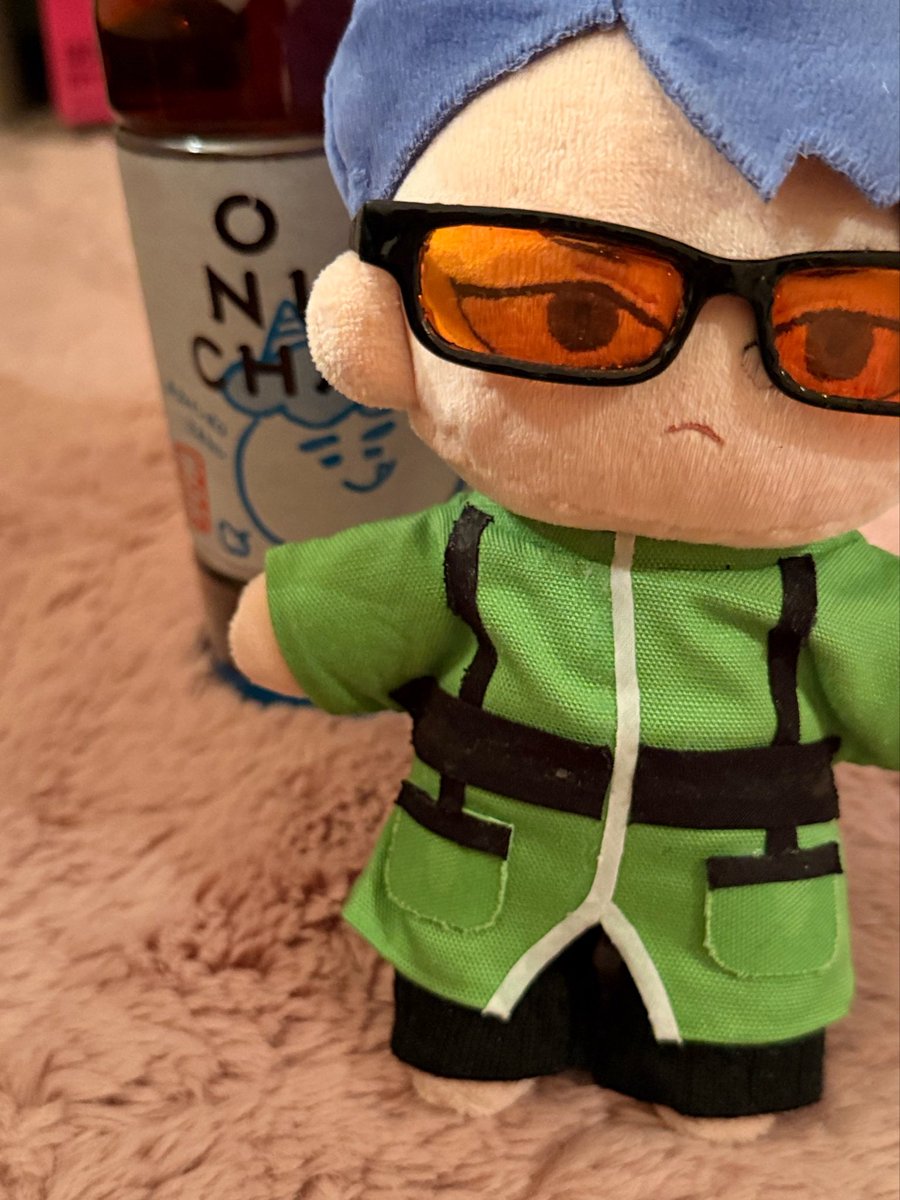 服着てみたbot tweet media