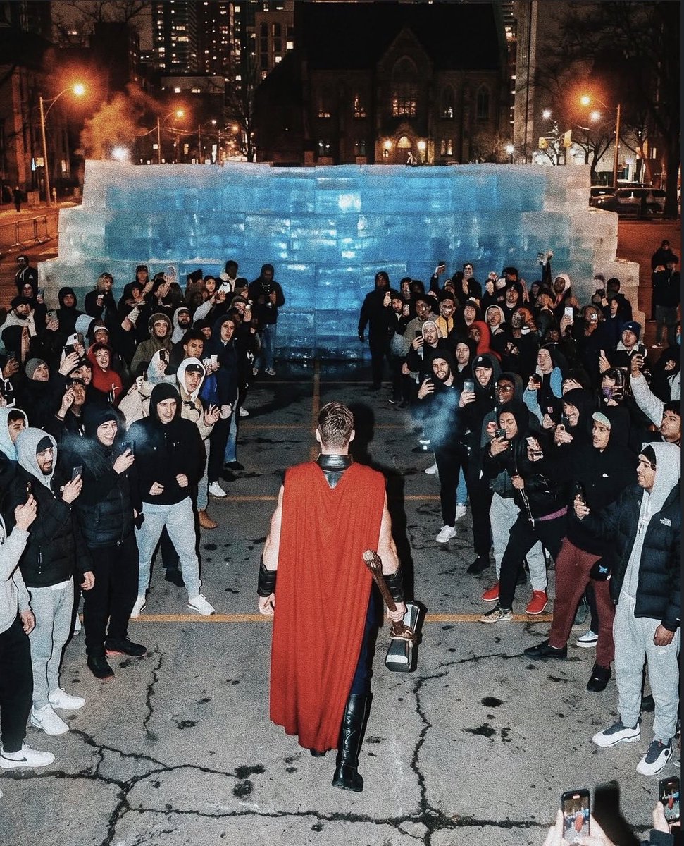 Drizzy Valentino 🦉 tweet media