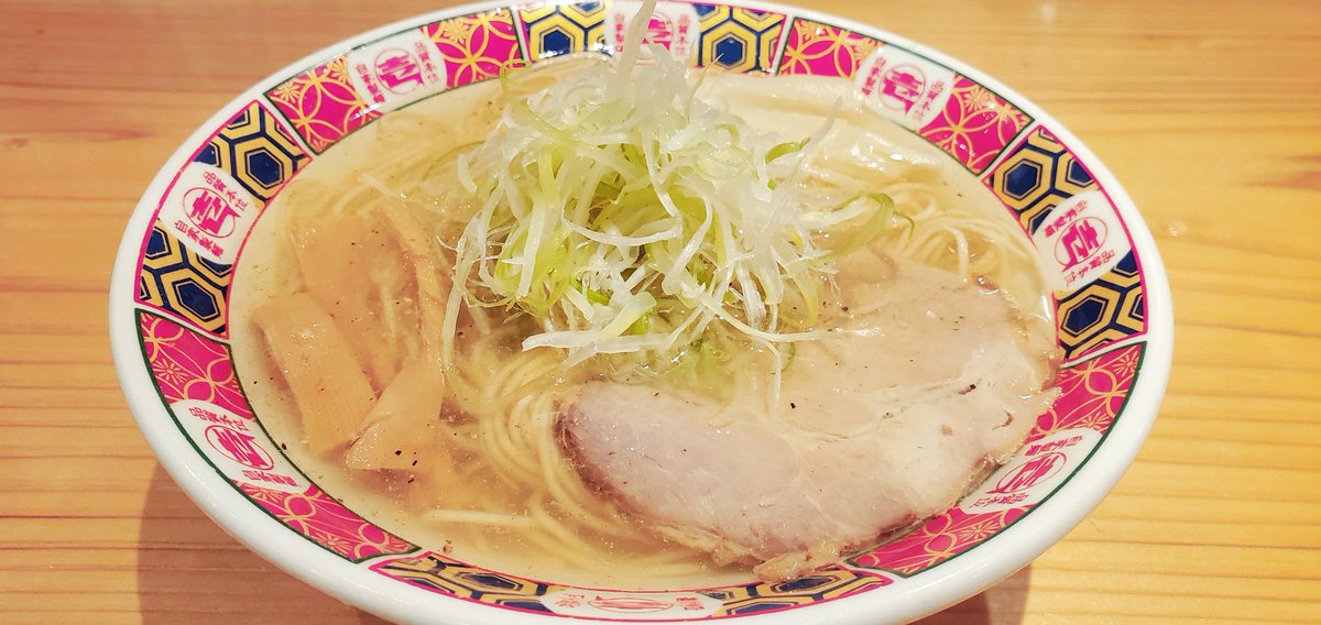 Fu_minT61's tweet image. 今もフォアレーゼン大分の余韻に浸ってる。
九州はもとより遠方からも来てもらい感謝感涙
刺激的な新鮮メンバーの生声とピアノの音色だけで魅せる❗地方公演の良さ
一言一言が豊かに響くiichiko総合文化センターの🪑極上空間でやれて良かったです。
また行きたい🛫その時は再び九州で会いましょうね📖