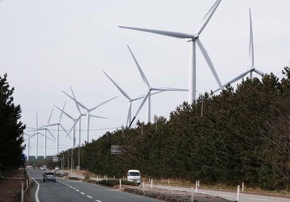 花さき tweet media