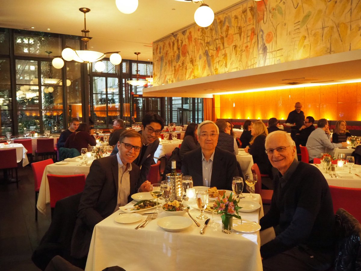 keisuke_ito_lab's tweet photo. Glad to contribute a review (in Japanese) to Exp Medicine: “Metabolic Regulation of HSC Fate.”This special issue, edited by Toshio Suda, also features a column on hematology pioneers. Honored to write a tribute to Paul Frenette, with memorable photos. https://t.co/ly41gDQVlk https://t.co/Pu3aJujcC2