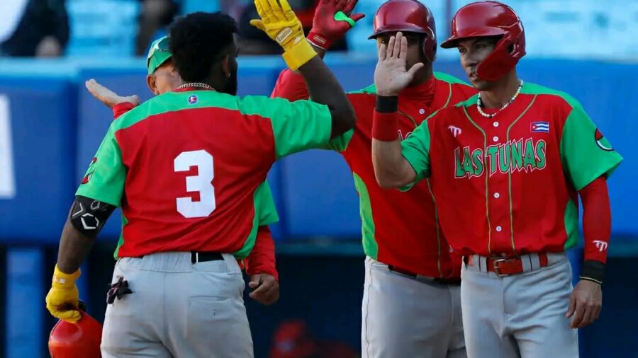Vuelve la Liga Élite! Seis equipos, un solo campeón
Leñadores de Las Tunas, Cocodrilos de Matanzas, Cachorros de Holguín, Industriales de La Habana, Huracanes de Mayabeque y Cazadores de Artemisa. #Cuba #leñadores