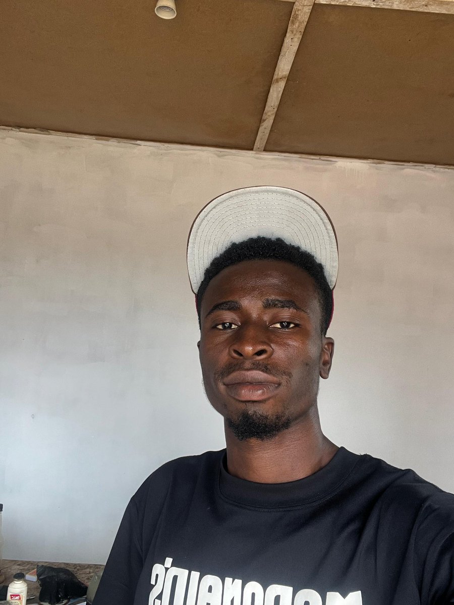 olamide.jooor tweet media