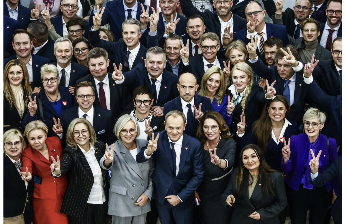 ₖₐᵣₘₑₗₒwy ₘₐᵣₖᵢz 🏴‍☠️ tweet media