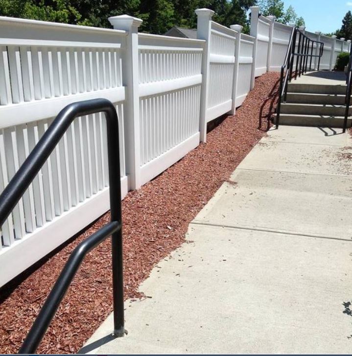 ArrowFenceCoInc's tweet photo. We do all types of #commercialfence. Since we fabricate and install we can get what you need quickly!

#arrowfencecoinc #fence #woodfence #cedarfence #pergola #archway #lattice #customgate #vinylfence #aluminumfence #poolfence #swimmingpoolfence #metrowest #boston https://t.co/eUWHi6eQXn