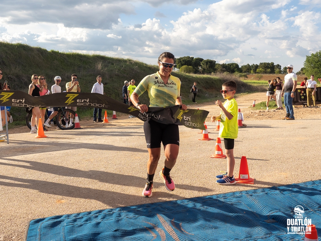 DeportesDipuCu's tweet photo. JUAN DIEGO HARO Y PAULA PLAZA JARQUE DOMINAN EL IV DUATLÓN CROSS DE JÁBAGA
Imágenes, resultados y crónica completa aquí: https://t.co/WglcvkrIfu
#dipucuenca #cuenca #jabaga #duatlon #triatlón #GlobalcajaConElDeporte https://t.co/V9QSkOaXwX