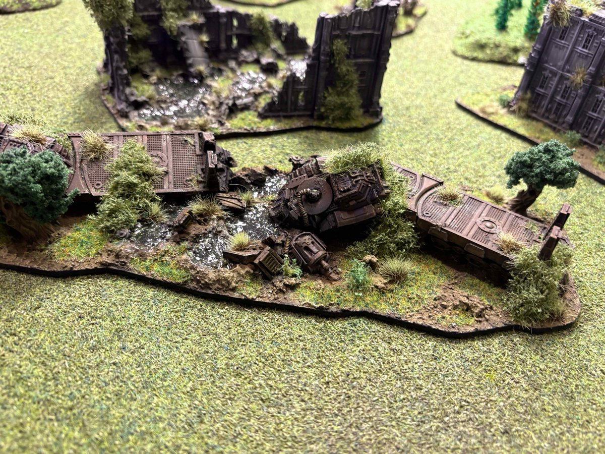 warcradlestudio's tweet photo. Did you see our new demo table at Salute this year, complete with incredible ruined terrain built and painted by our Studio Painter Leigh! That's one sorry-looking Durango!

Make sure to stop by @WaylandGames at UKGE this year for another chance to see it and play a game. https://t.co/XdiGNVouc7