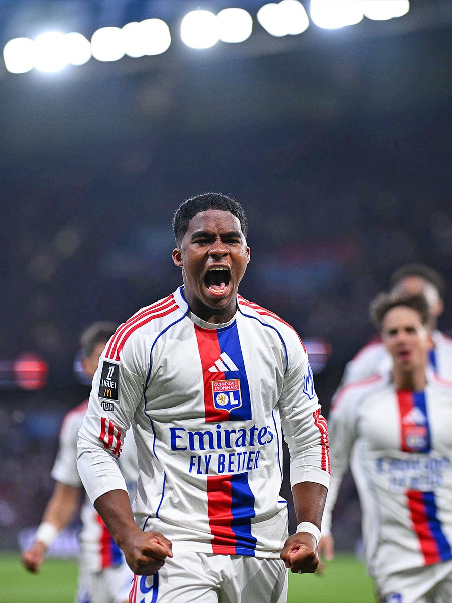 MatchWornShirt tweet media