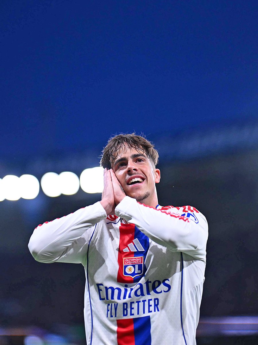 MatchWornShirt tweet media