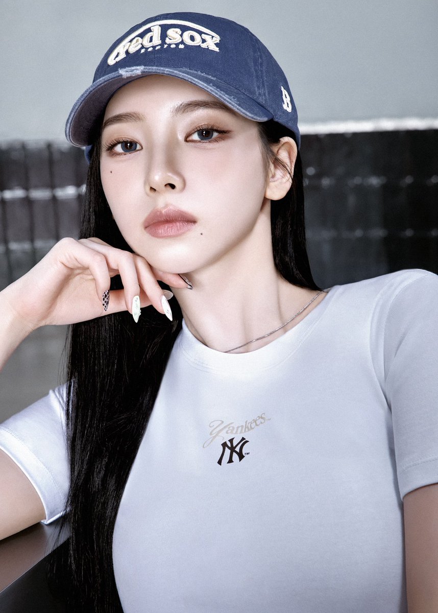 AESPA_TH's tweet image. KARINA’s Way to Summer with MLB💙

A new summer mood with clean silhouettes and effortless wellness.

#MLBwithKARINA #MLBKARINA
#MLBTH #MLBCREWTH #MLBSS26