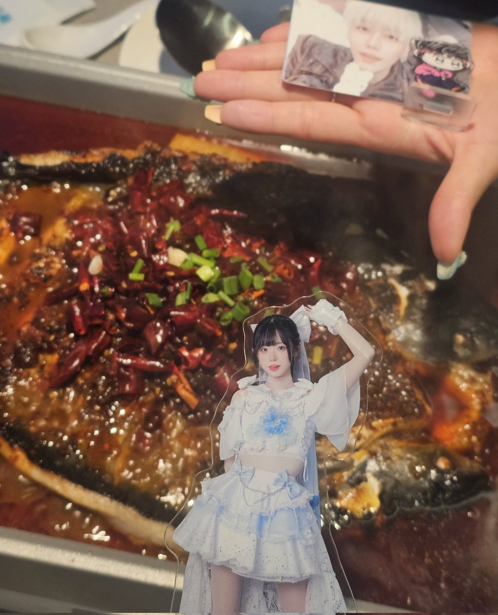 ξ:3ꇤ🩵)₃ tweet media