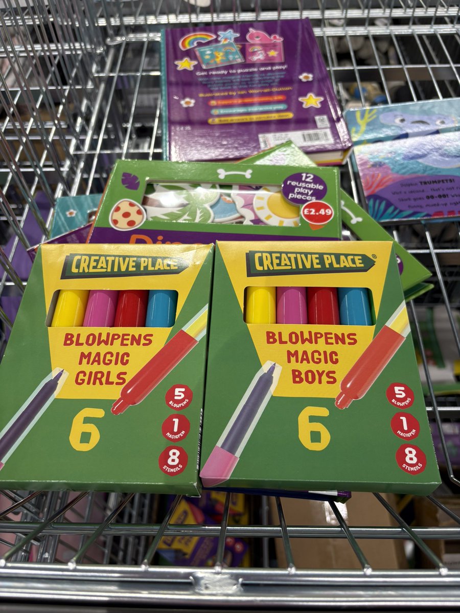 GraceAllen15's tweet photo. Oh, @AldiUK so disappointing to see children’s toys being separated into “girls” and “boys” purely based on the pictures included!! https://t.co/XJm69uEs1X