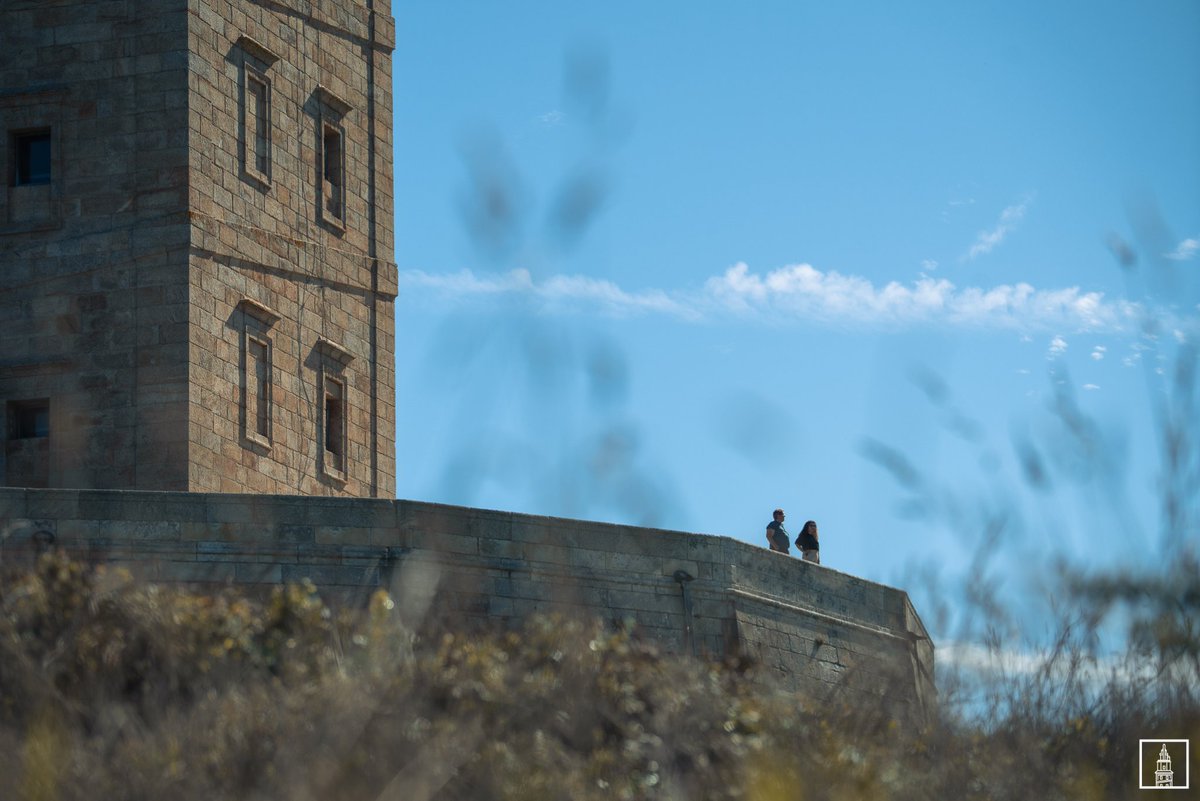 Torre de Hércules tweet media