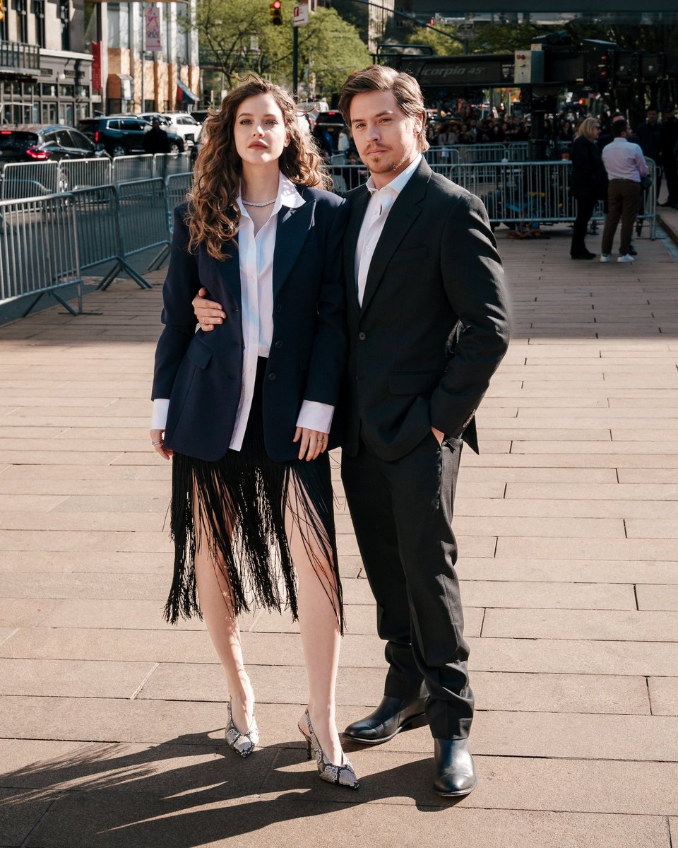 Barbara Palvin Access tweet media