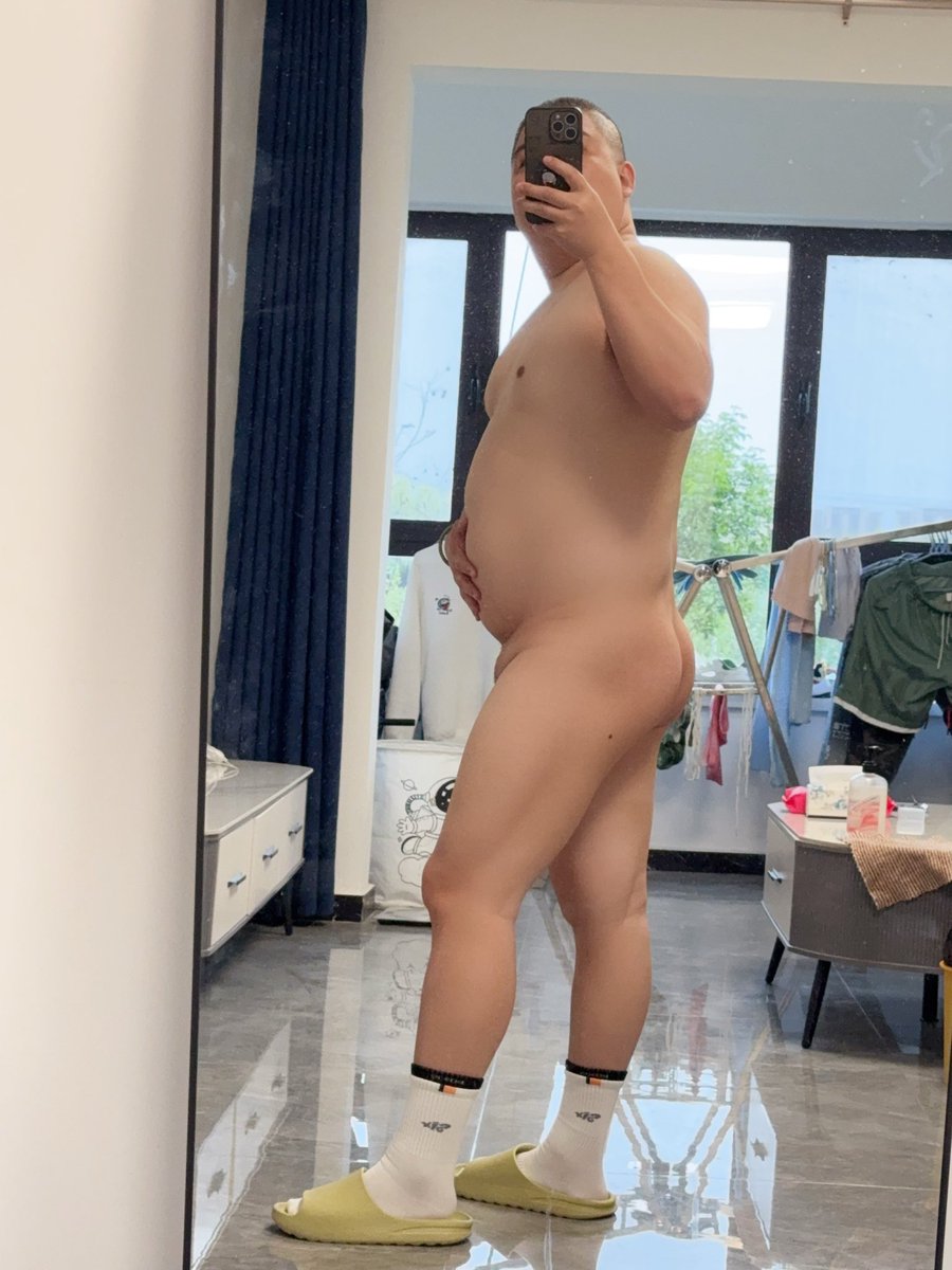 白袜胖熊 tweet media