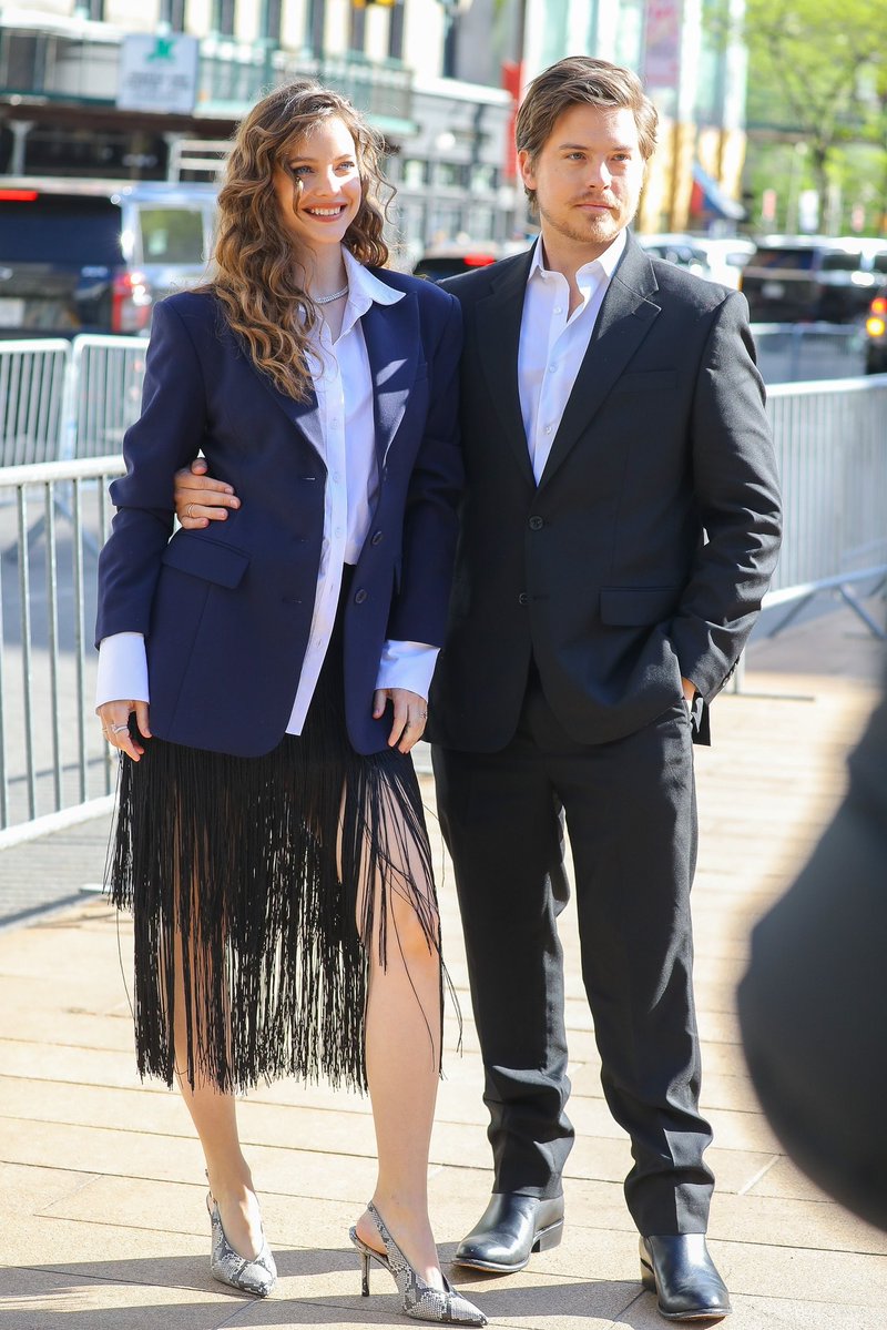 Barbara Palvin Access tweet media