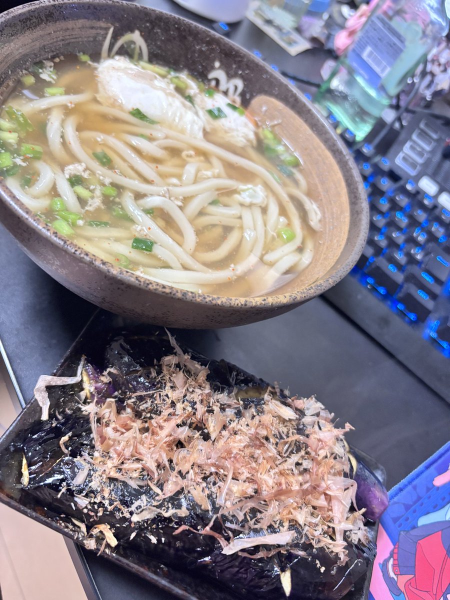 しごおわ！！
今夜はうどんとナスだよ！！！💋