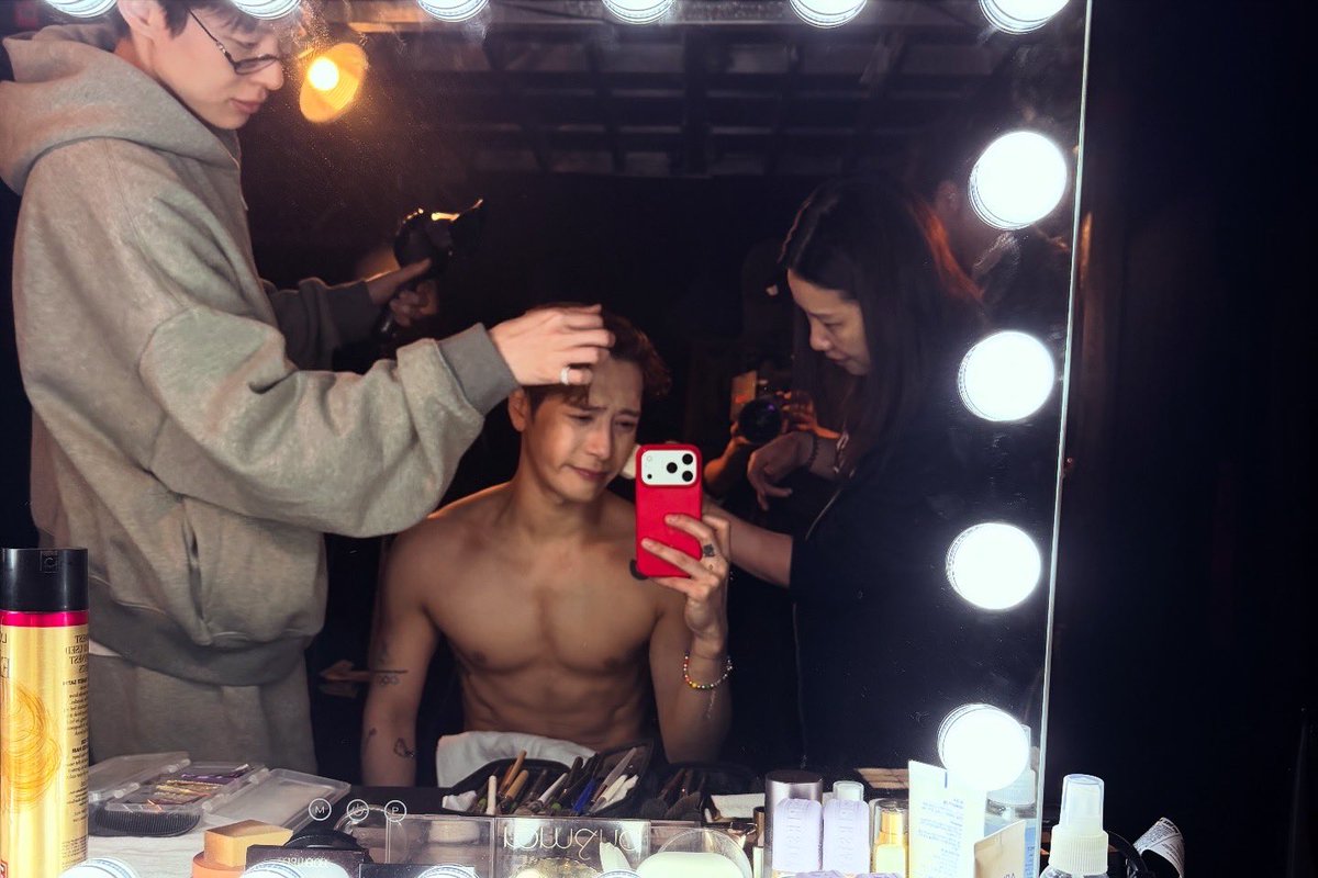 Jackson Wang tweet media