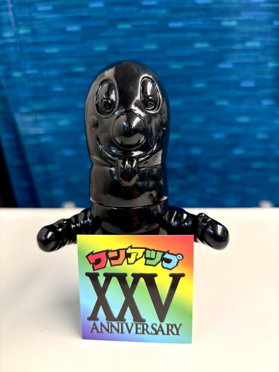イワ tweet media