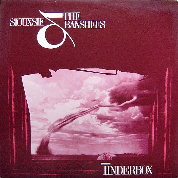 GeorgiosMasman2's tweet image. A collection of evil fairy tales as told by @SiouxsieHQ to the most luscious music served up in the #postpunk era. The cover art shows a hurricane. It hints at turmoil &amp;amp; atmosphere &amp;amp; the inexorable pull of something unfathomable.
#OnThisDay 1986 @siouxsieandtheb #Tinderbox #goth