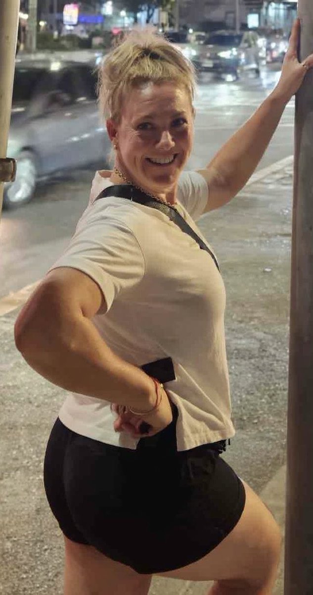 MilfTha's tweet photo. Mom looking good after my pathetic white dads funeral lol 😂 ♠️ prey for a BBC step dad https://t.co/092BqR94ft