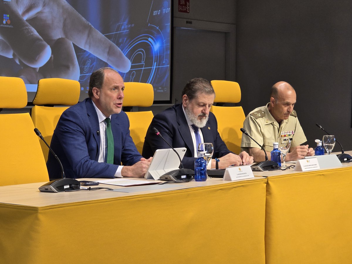 Universidad de Jaén tweet media