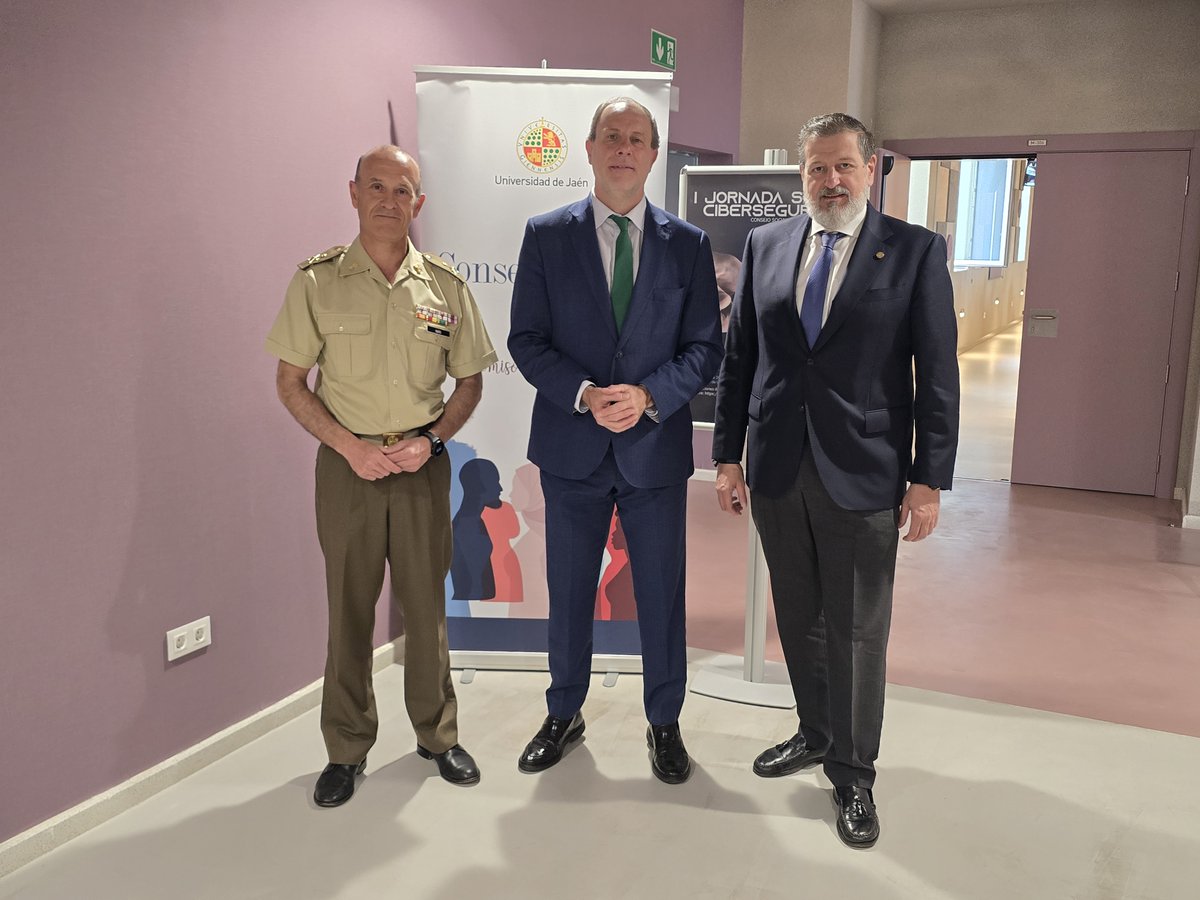 Universidad de Jaén tweet media