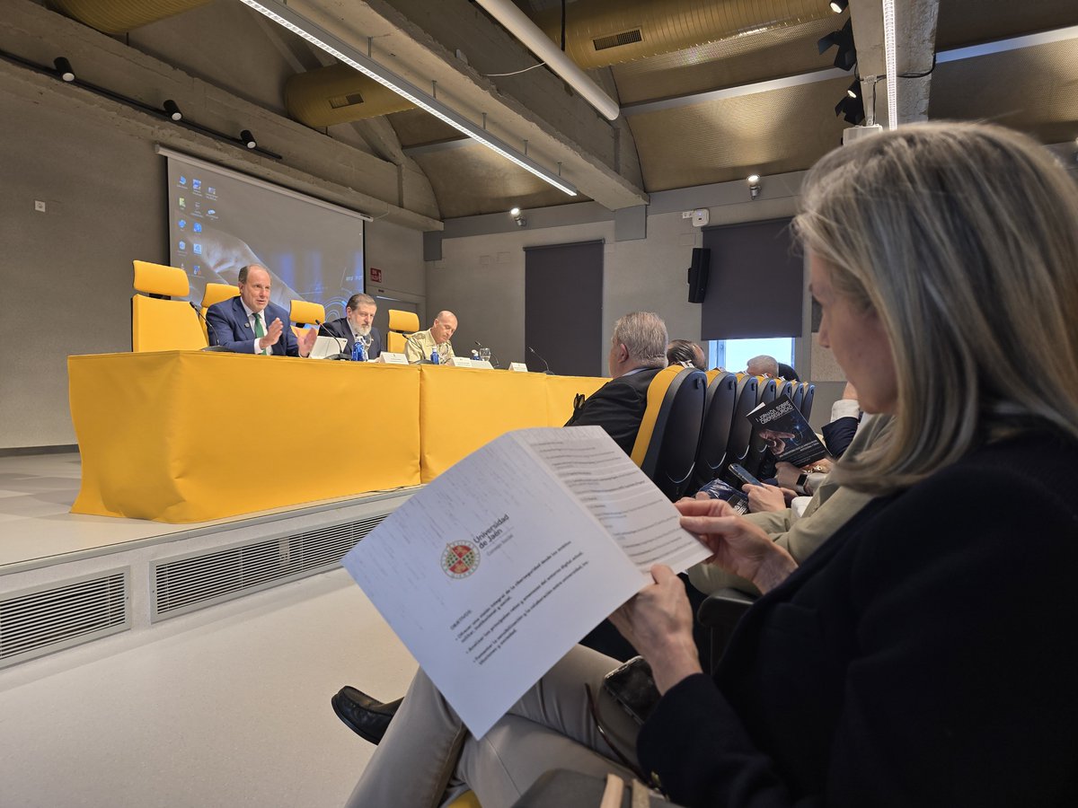 Universidad de Jaén tweet media