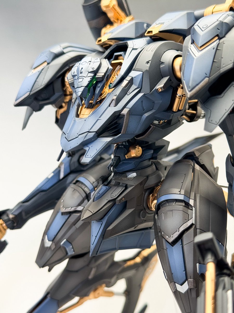 「待たせたな 戦友
久々の協働だ 助け合いの精神でいくとしよう」

コトブキヤ スティールヘイズ 完成
最高にカッコいい機体に仕上げました。