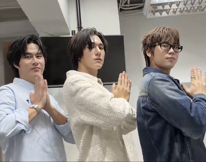 ʂƚα🏮𝘻𝘩𝘢𝘯𝘩𝘦𝘯𝘳𝘪 𝘴𝘢𝘷𝘦 𝘮𝘦‼️‼️ tweet media