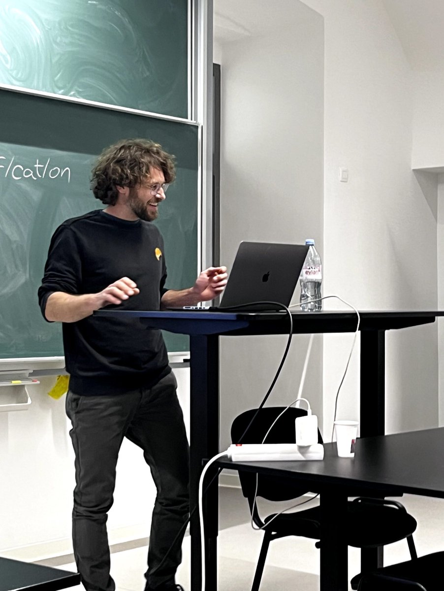 Neuralab tweet media