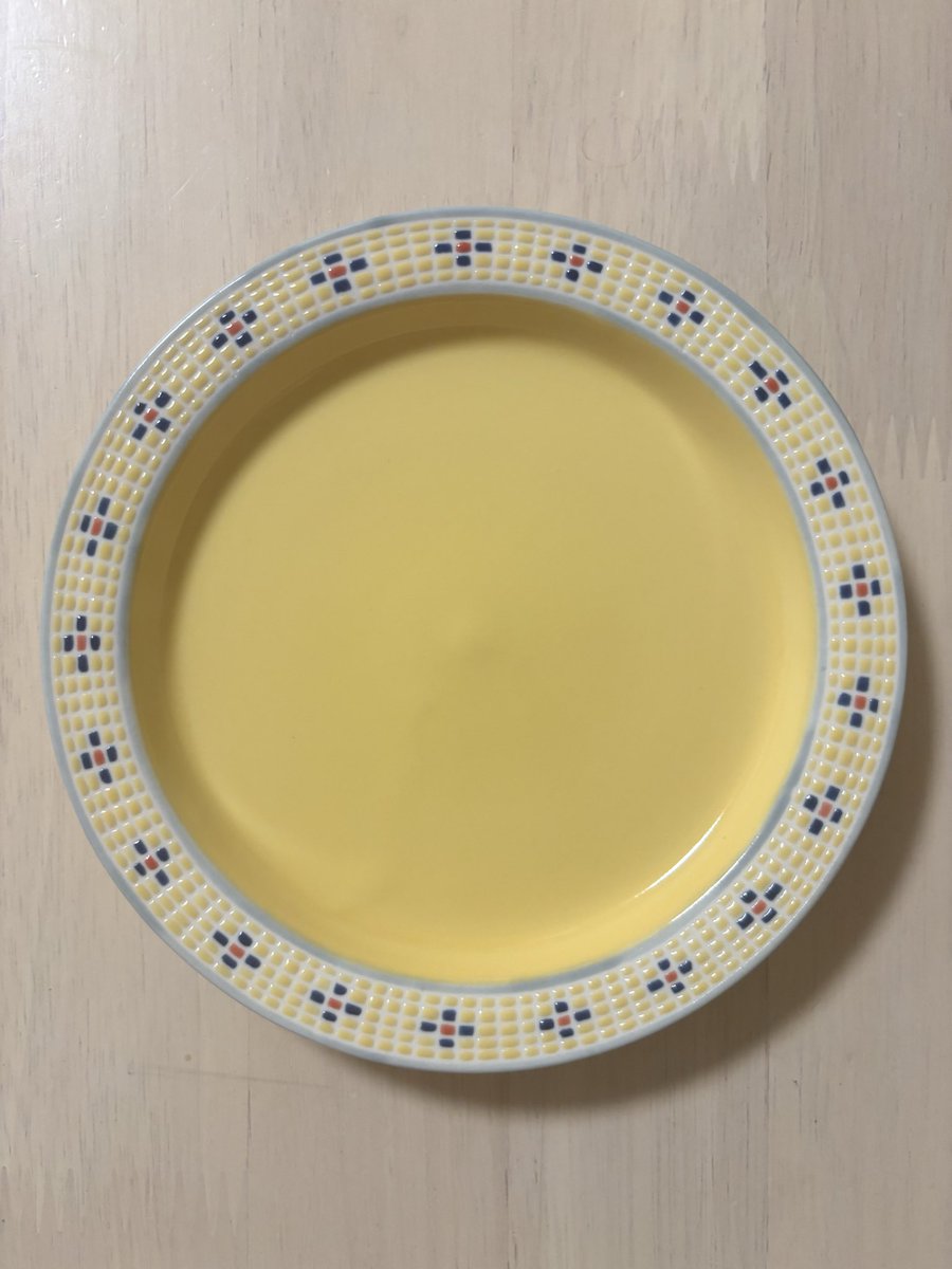 Napolorian tweet media