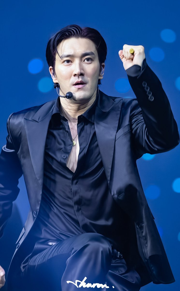 Geniepig407's tweet image. 260405 Supershow 10 Encore in Seoul

#Siwon 

Pls do not edit or remove logo.
Pls credit

#superjunior 
#SUPERSHOW 
#supershow10