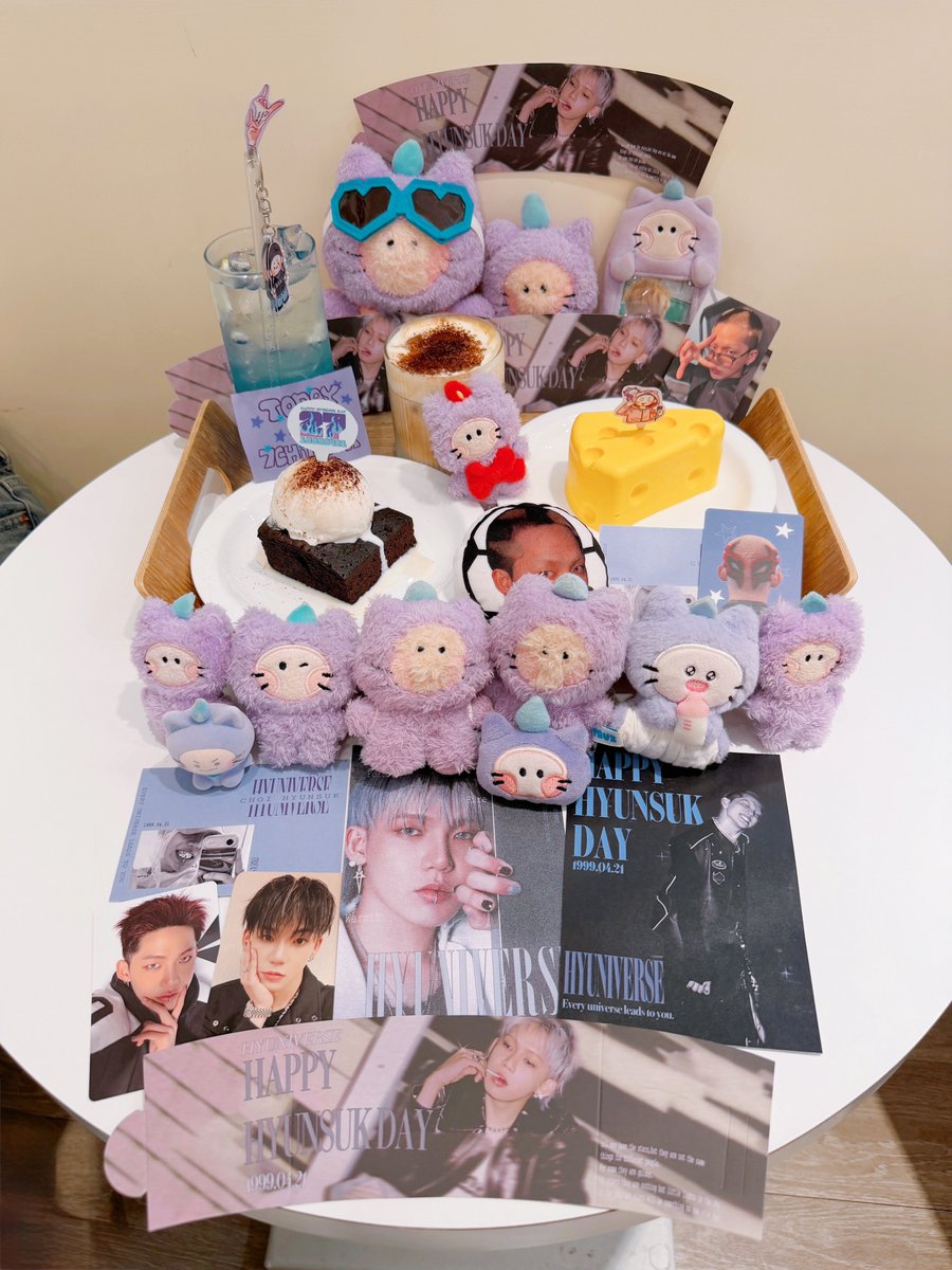 7cheer_'s tweet photo. 在推特也記錄一下
假日去了崔玹碩的生咖💜💜
謝謝超用心的主辦 chshi_316 
跟朋朋們玩得很開心
♡｡ﾟ.(*♡´◡` 人´◡` ♡*)ﾟ♡ °・

ROCKSTAR MADE 7CHILL DAY
#Happy27thCHOIHYUNSUK
#하늘에서_가장_밝은_별_최현석
#紫の空を綴る7CHILLday
#CHOIHYUNSUK #최현석 https://t.co/M0QoQkFtja