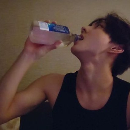 rue ࿐♡˚. tweet media