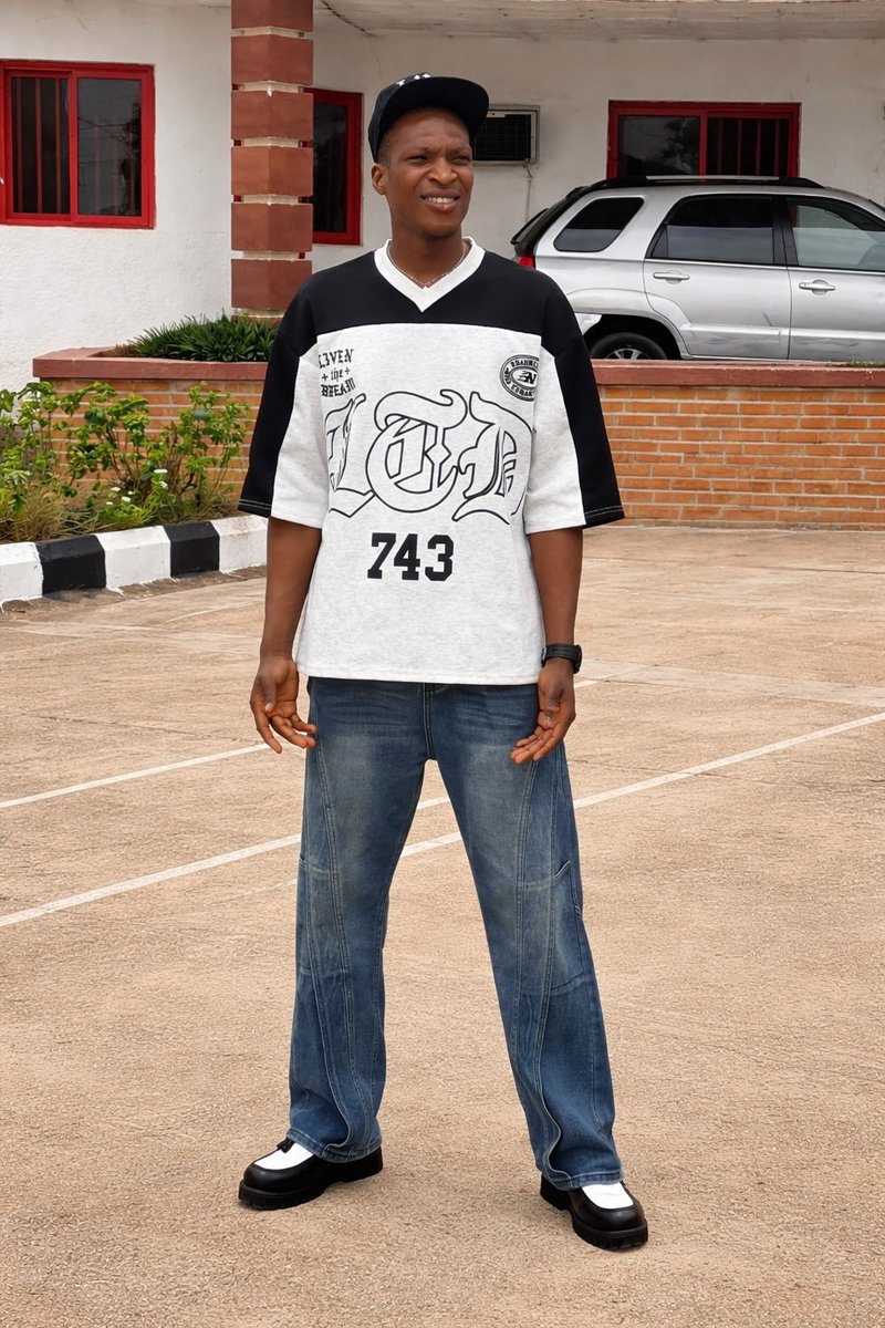 Timzeetech51343's tweet photo. Hmmmm, X here I come again 😂😂😂
I just enjoy posting myself, even if nobody’s really paying attention 😁
Here are some of my recent pictures hope they look clean with my Infinix phone 📸✨ https://t.co/1nWX9uGnKp