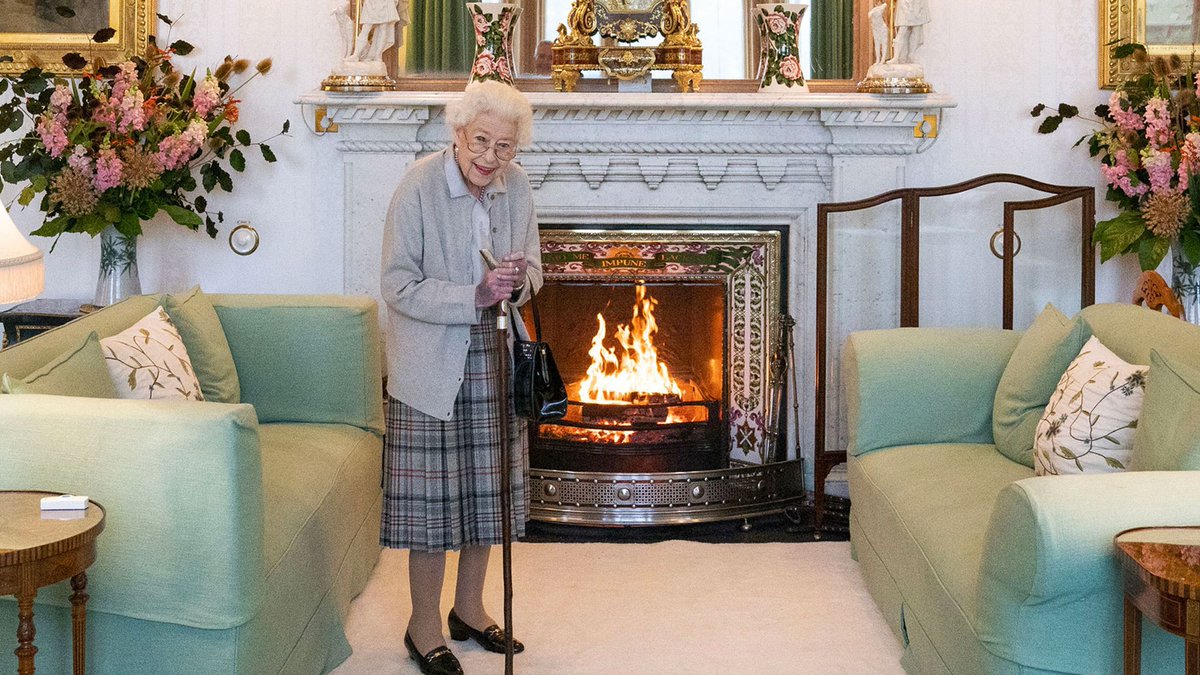 RoyalDickie's tweet photo. OTD 21 April 1926, Princess Elizabeth of York was born in London's Bruton Street.  In 1952 she became Queen Elizabeth II and throughout her reign her eyes always twinkled, a smile or laugh never too far away. It was an honour and a privilege to have worked for you ma'am, thank you. In your words of 5 April 2020 - "we will meet again." RIP ✝️